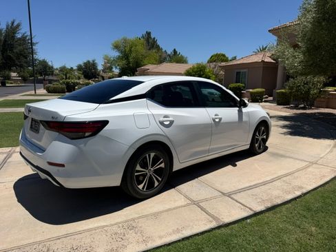 Used 2023 Nissan Sentra SV FWD image 18