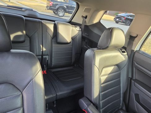 Used 2019 Volkswagen Atlas SEL Premium image 6