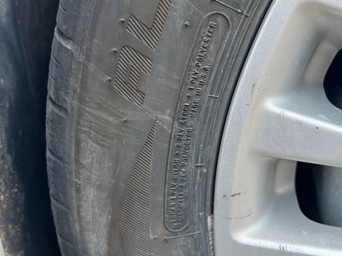 Used 2017 Ford C-MAX Energi SE w/ Equipment Group 401A image 17