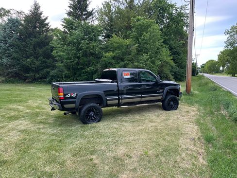 Used 2002 Chevrolet Silverado 2500 LT w/ Off-Road Skid Plate Pkg AWD/4WD image 8