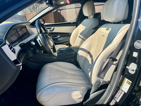 Used 2016 Mercedes-Benz Maybach S 600 image 9
