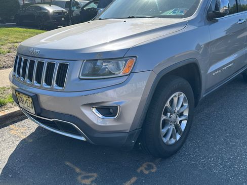 Used 2016 Jeep Grand Cherokee Limited AWD/4WD image 8