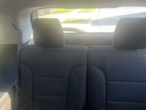 Used 2019 GMC Acadia SLE w/ LPO, Floor Liner Package image 12