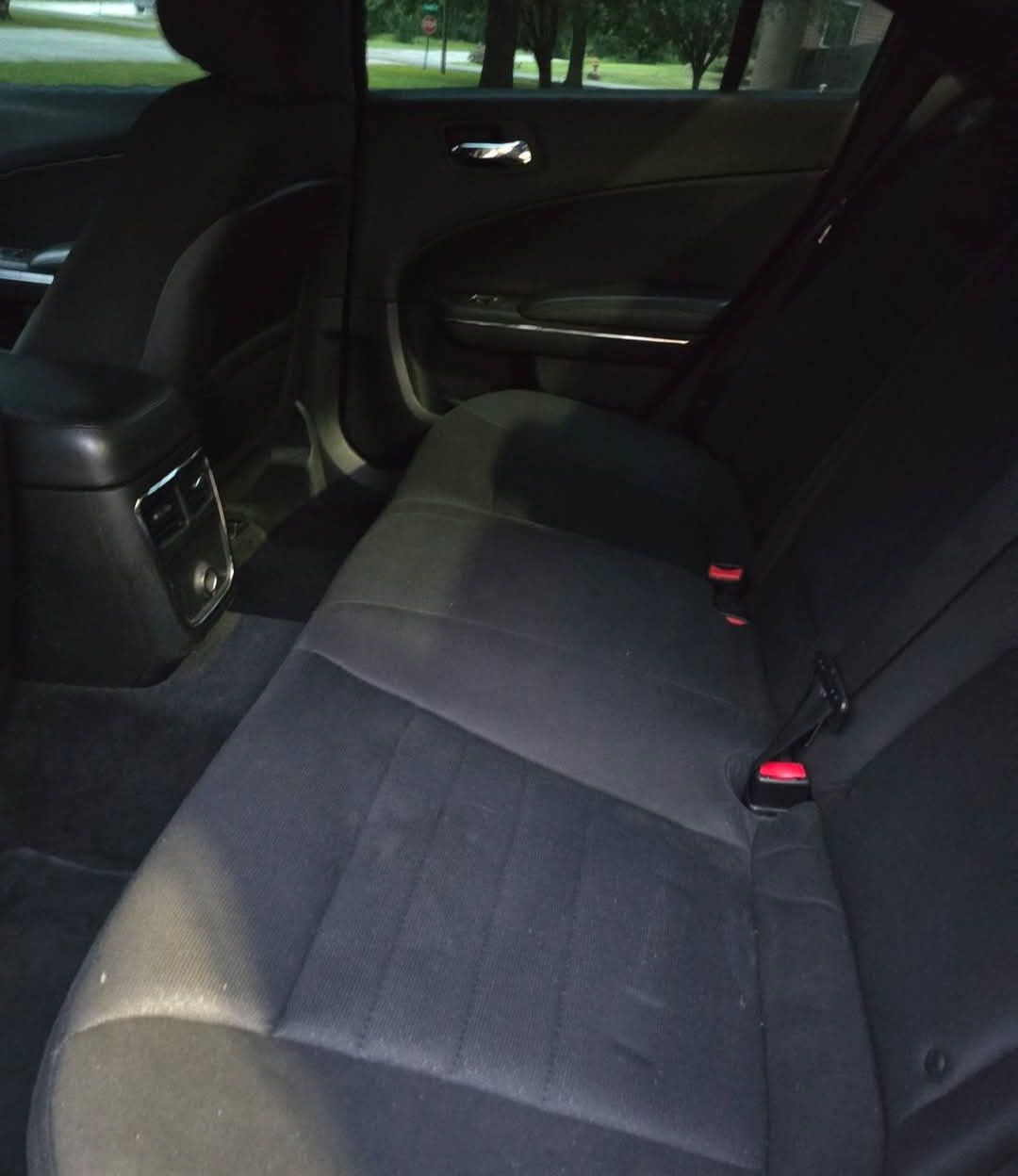 Used 2014 Dodge Charger SE w/ Sport Appearance Group RWD image 1