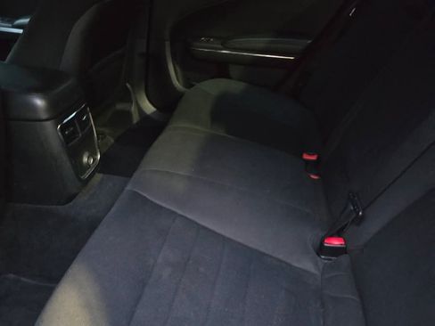 Used 2014 Dodge Charger SE w/ Sport Appearance Group RWD image 1
