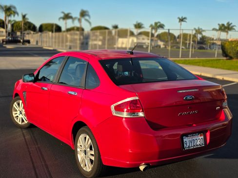 Used 2008 Ford Focus SE image 6