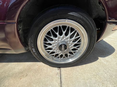 Used 1995 MAZDA MX-5 Miata M-Edition Convertible 2D image 16