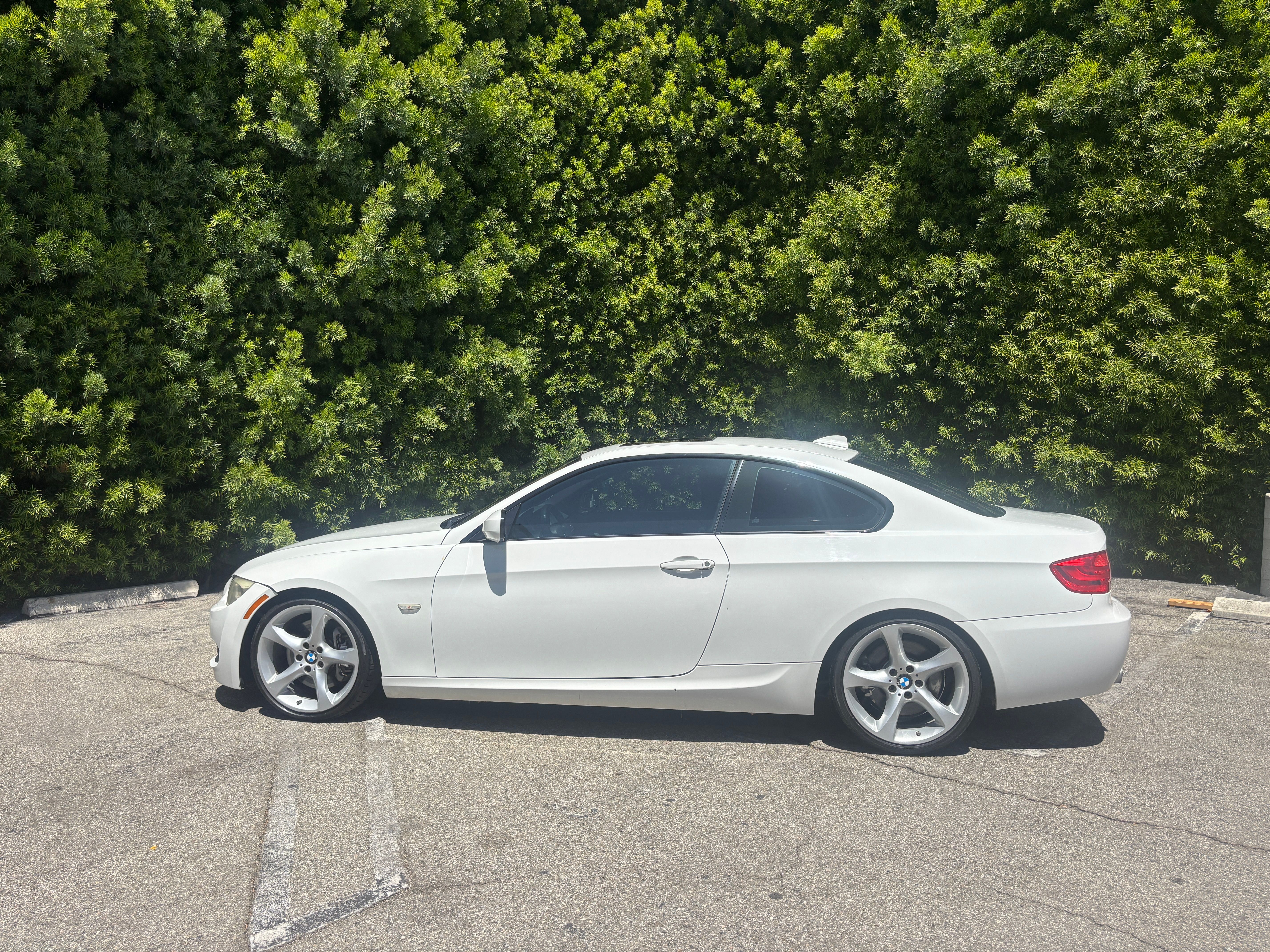 Used 2012 BMW 335i Coupe RWD image 5