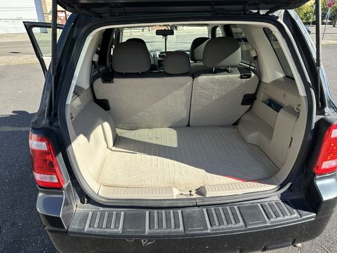 Used 2010 Ford Escape 4WD Hybrid image 8