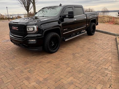 Used 2018 GMC Sierra 1500 Denali image 5