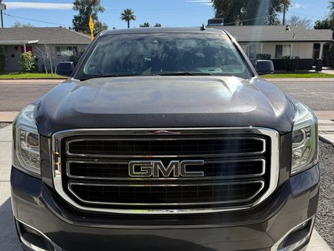 Used 2015 GMC Yukon SLT image 4