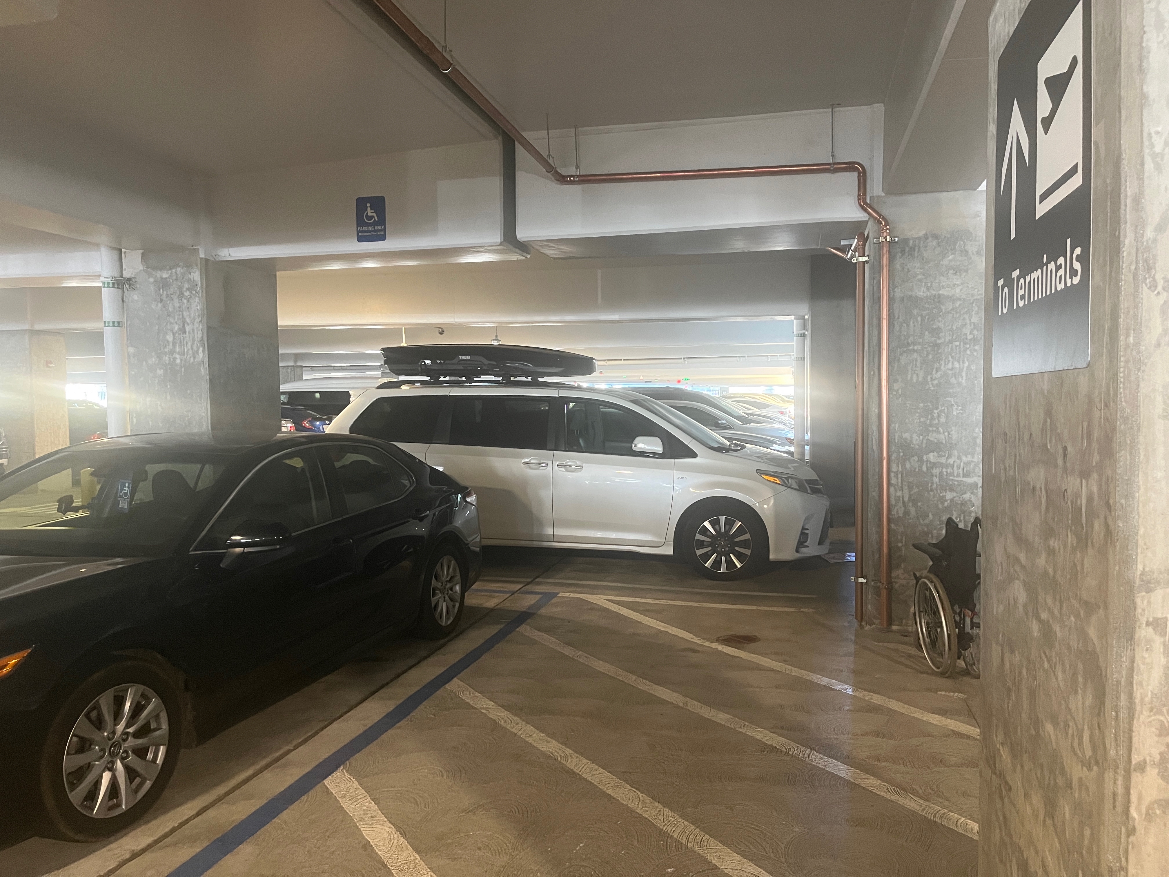 Used 2018 Toyota Sienna Limited Premium AWD/4WD image 13