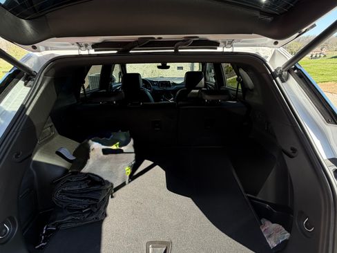 Used 2021 Chevrolet Blazer RS w/ Enhanced Convenience Package FWD image 19
