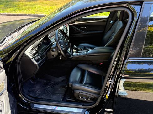 Used 2016 BMW 550i xDrive Sedan image 12