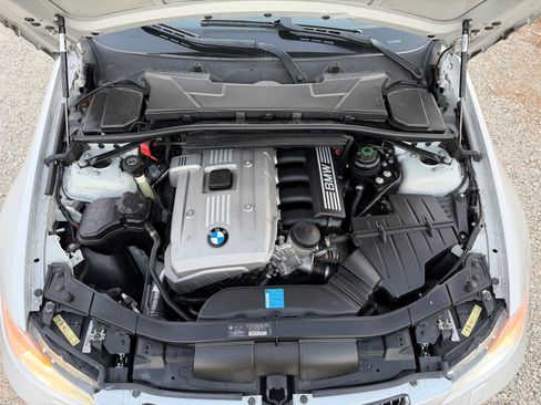 Used 2006 BMW 330i Sedan image 18