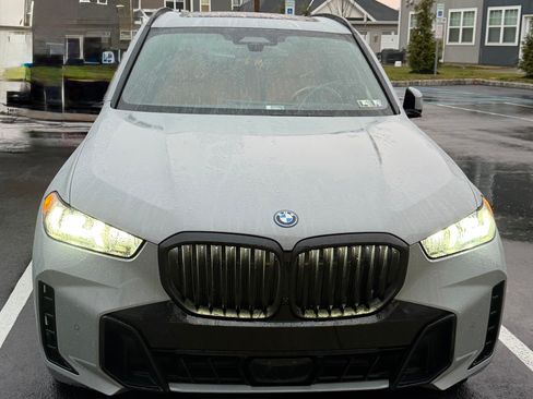 Used 2025 BMW X5 xDrive50e w/ M Sport Package image 14