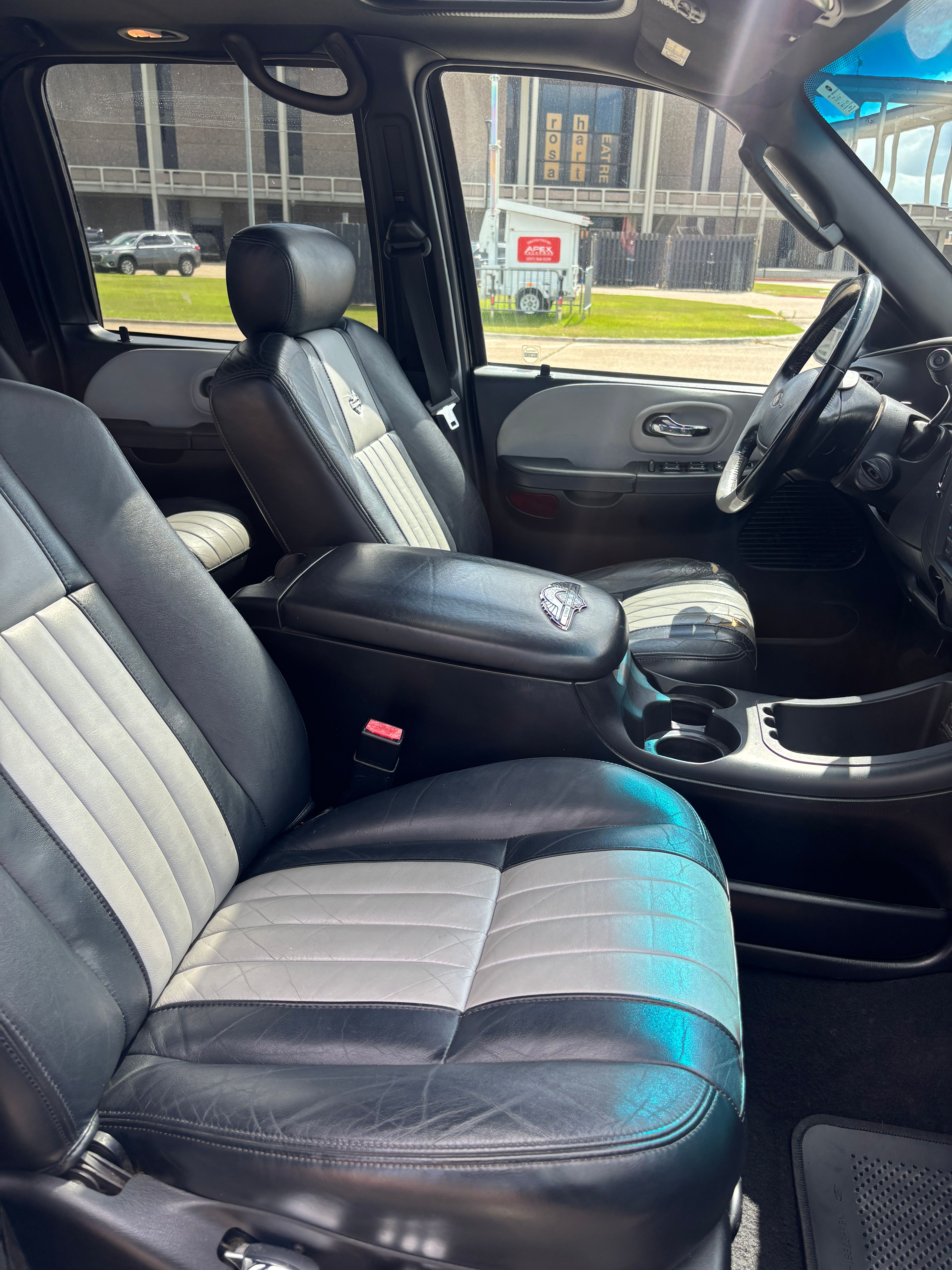 Used 2003 Ford F150 Harley-Davidson RWD image 5