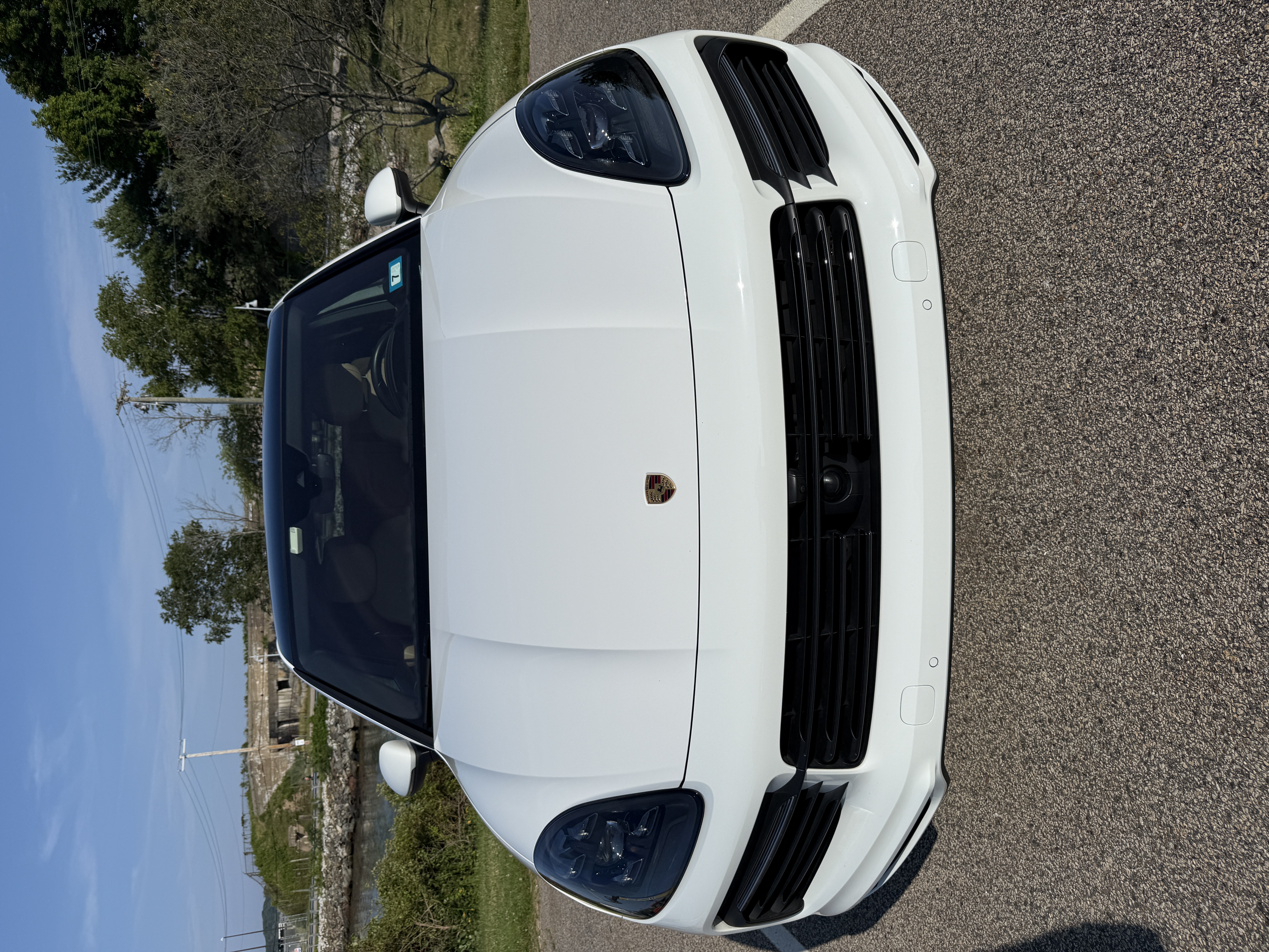 Used 2023 Porsche Cayenne Coupe AWD/4WD image 1
