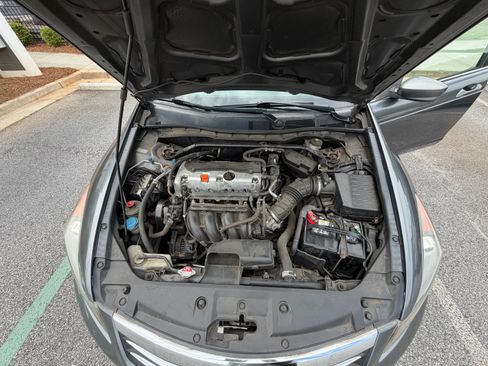 Used 2011 Honda Accord EX-L image 32