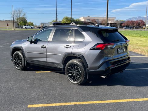 Used 2022 Toyota RAV4 XSE w/ Premium Package image 2