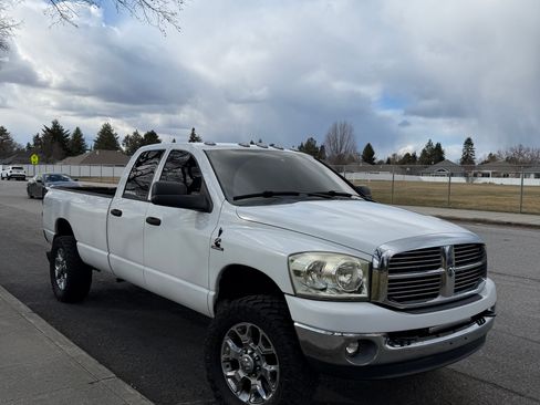 Used 2008 Dodge Ram 2500 Truck SLT w/ Popular Equipment Group image 2
