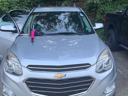 Used 2017 Chevrolet Equinox LT