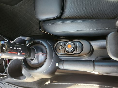 Used 2020 MINI Cooper S image 16