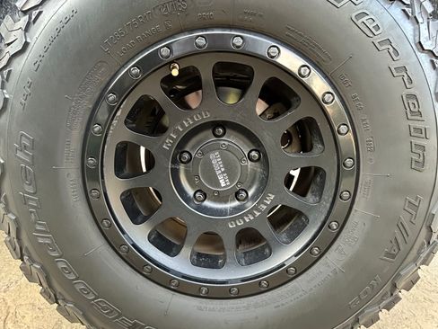 Used 2018 Toyota Tundra Limited w/ Limited Premium Package image 15