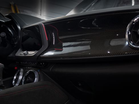Used 2021 Chevrolet Camaro ZL1 RWD image 14