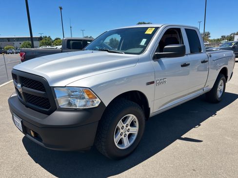 Used 2016 RAM 1500 Tradesman w/ Popular Equipment Group RWD image 2