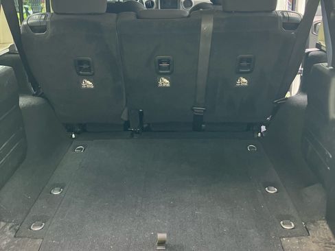 Used 2018 Jeep Wrangler Unlimited Sport S AWD/4WD image 12