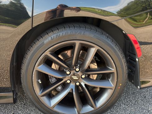 Used 2019 Dodge Charger Scat Pack w/ Technology Group RWD image 11