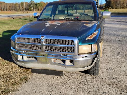 Used 1995 Dodge Ram 2500 Truck 2WD Regular Cab image 2