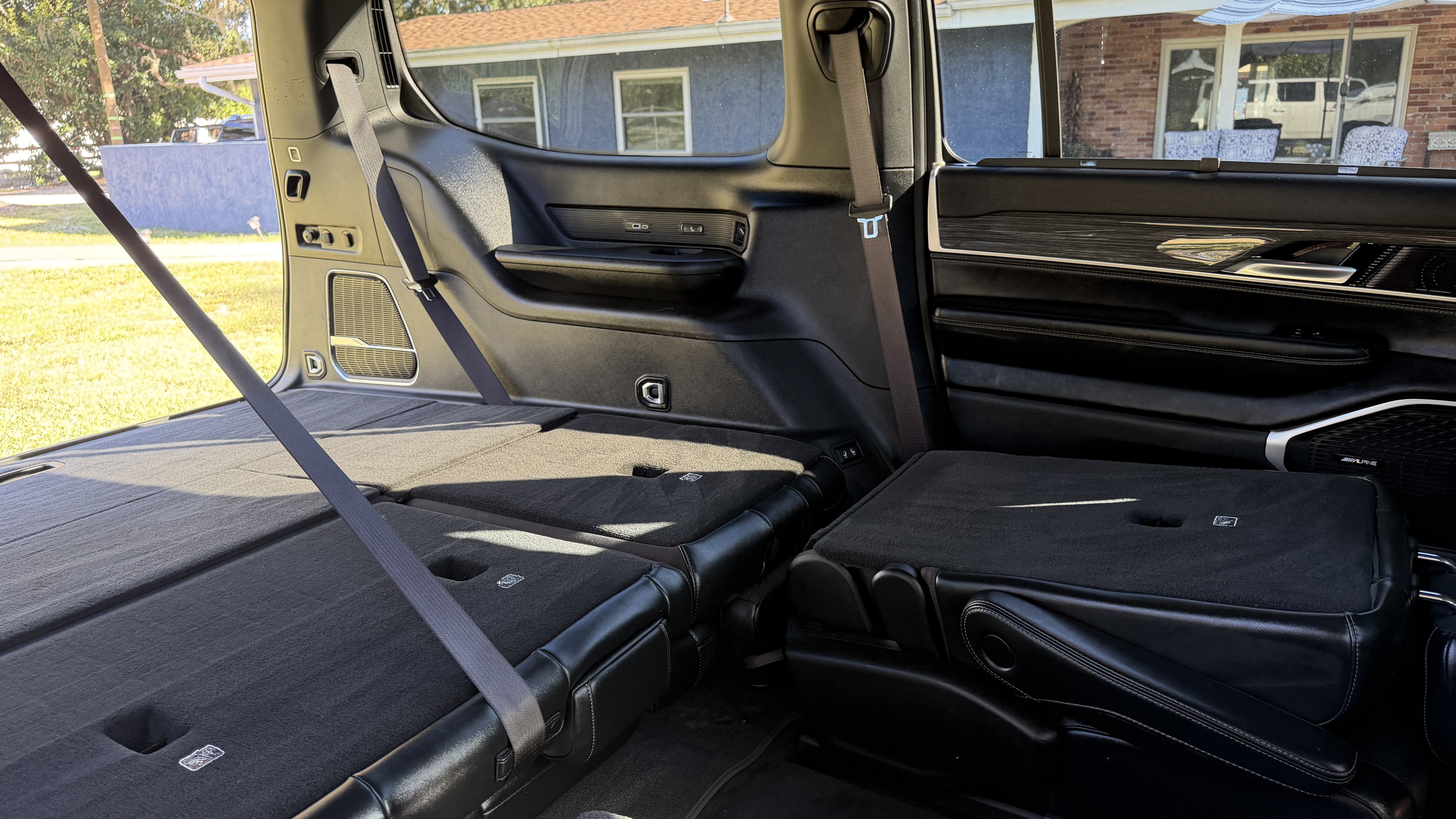 Used 2022 Jeep Wagoneer Series II w/ Convenience Group I RWD image 19