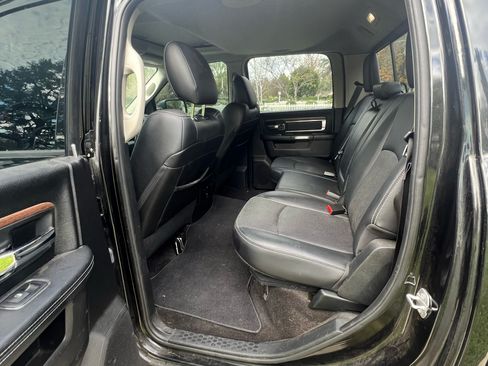 Used 2017 RAM 1500 Laramie image 6