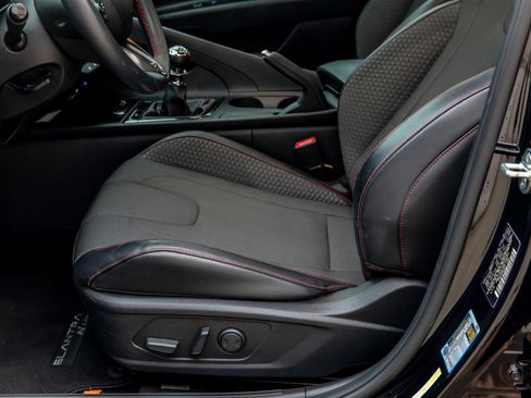 Used 2022 Hyundai Elantra N Line image 17