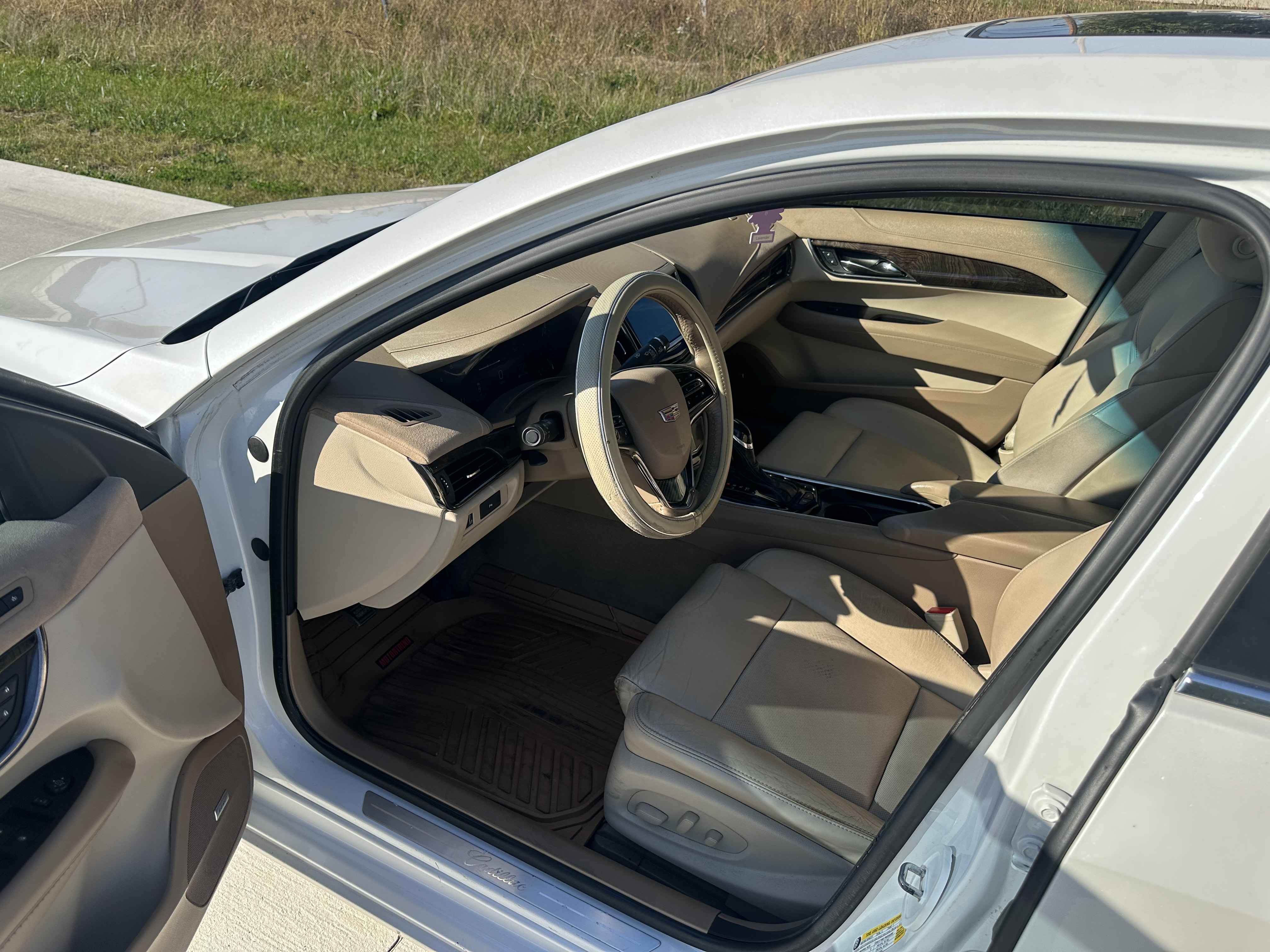 Used 2015 Cadillac ATS Luxury w/ Sun And Sound Package AWD/4WD image 5
