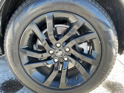 Used 2018 Land Rover Discovery HSE Luxury image 19