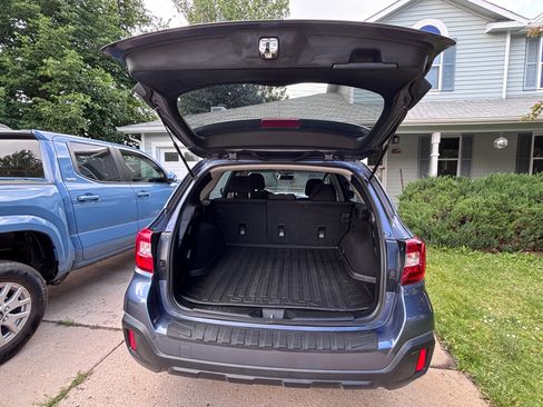 Used 2018 Subaru Outback 2.5i Premium AWD/4WD image 13