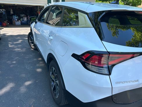 Used 2023 Kia Sportage EX FWD image 14