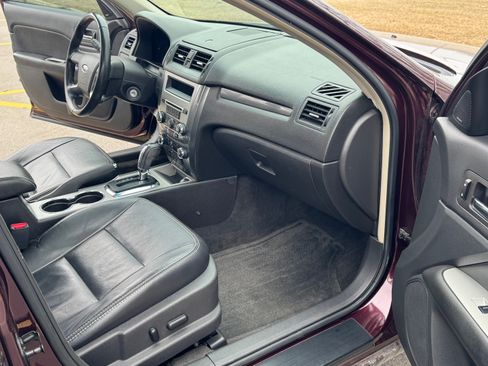 Used 2011 Ford Fusion SEL w/ 301A Rapid Spec Order Code image 17