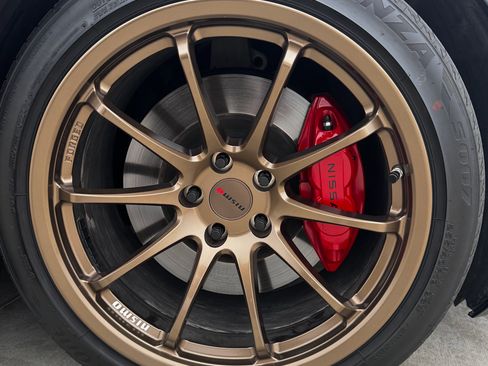 Used 2024 Nissan Z Performance w/ Floor Mat Package image 18