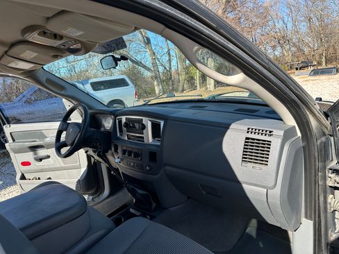 Used 2008 Dodge Ram 2500 Truck SLT image 26