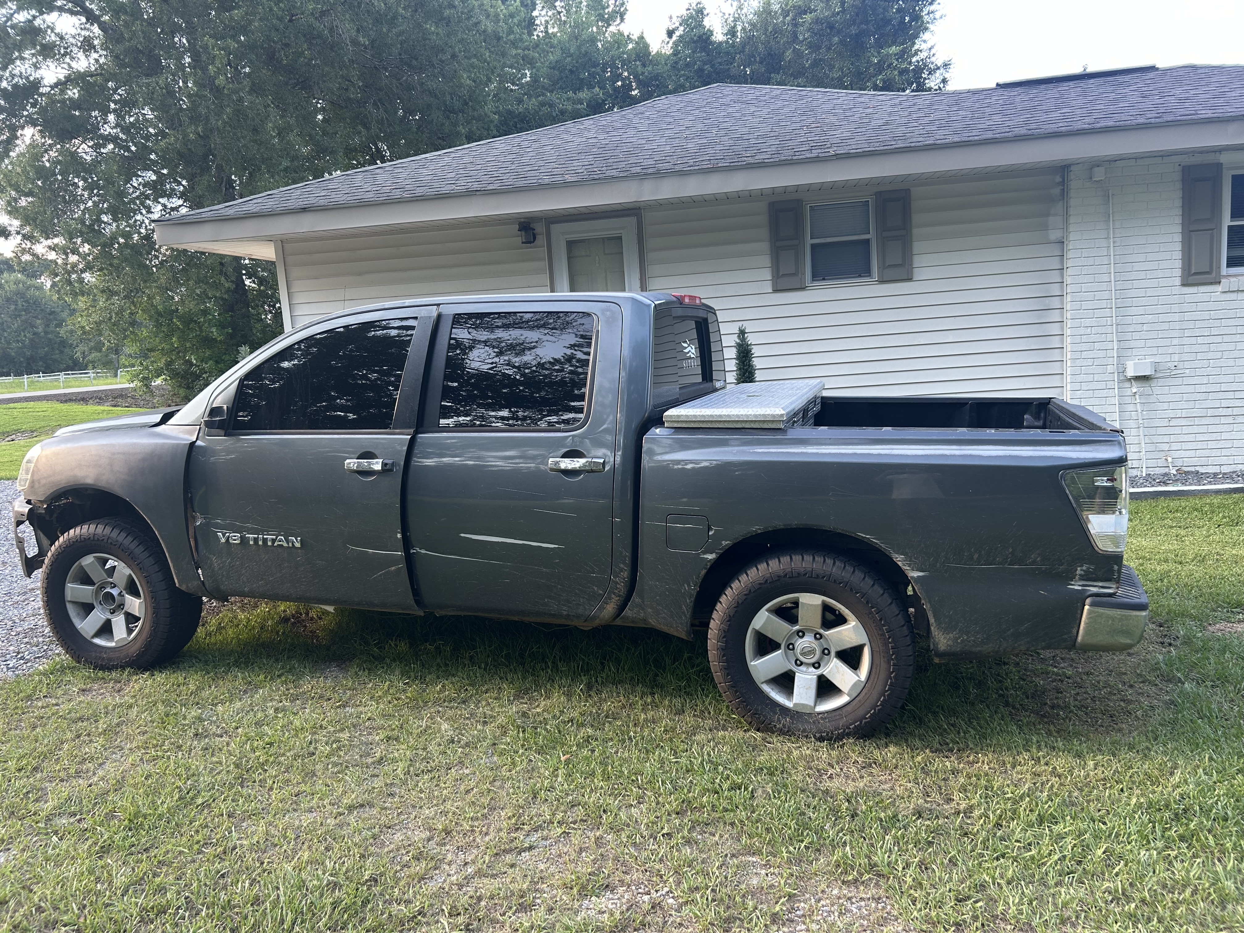 Used 2006 Nissan Titan XE RWD image 10