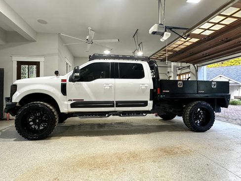 Used 2019 Ford F250 XL w/ Power Equipment Group image 6