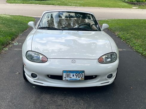 Used 2000 MAZDA MX-5 Miata RWD image 5
