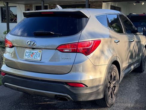 Used 2015 Hyundai Santa Fe Sport image 4
