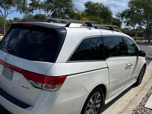 Used 2015 Honda Odyssey Touring Elite image 1