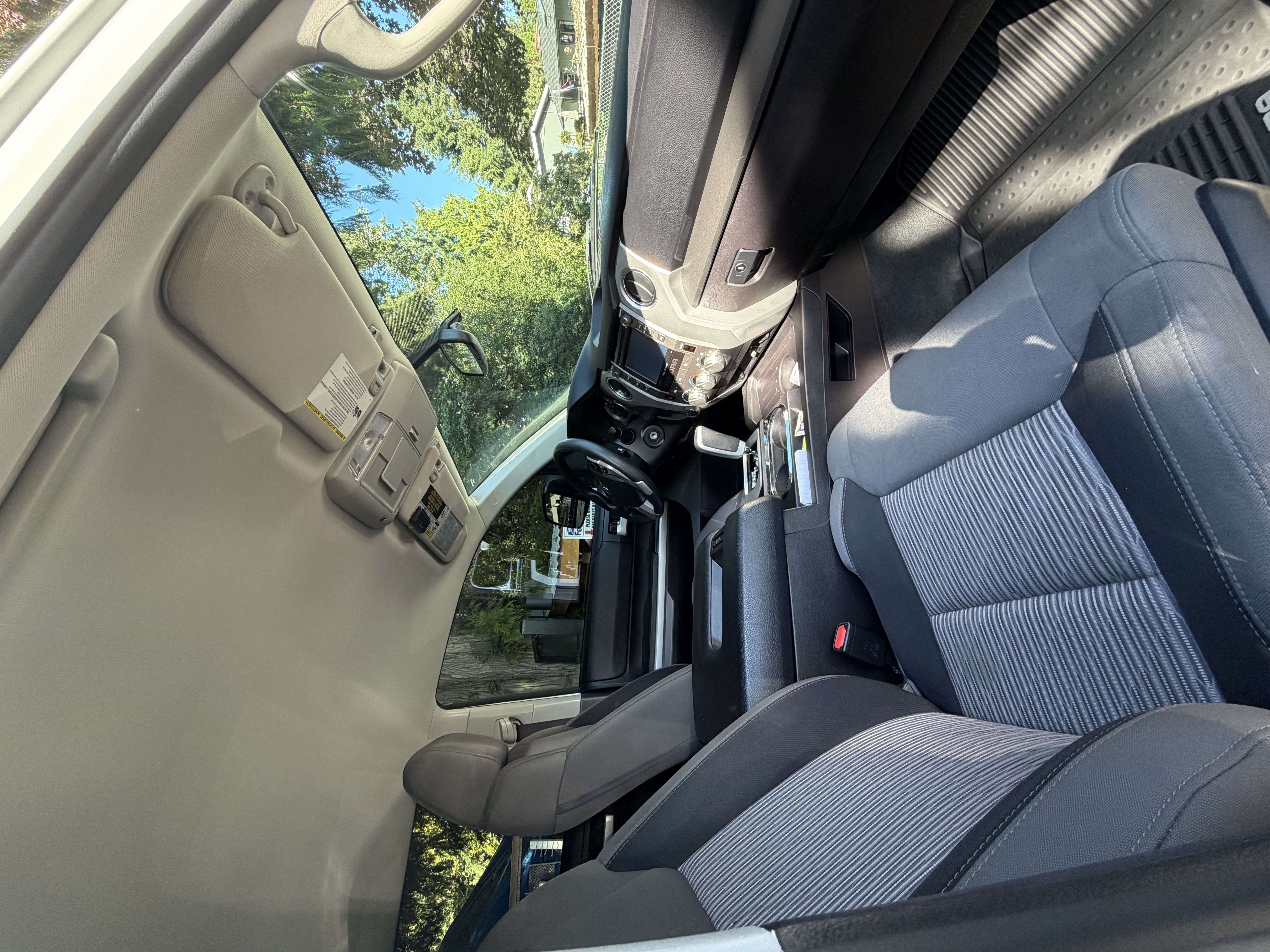 Used 2016 Toyota Tundra SR5 w/ TRD Off Road Package AWD/4WD image 10