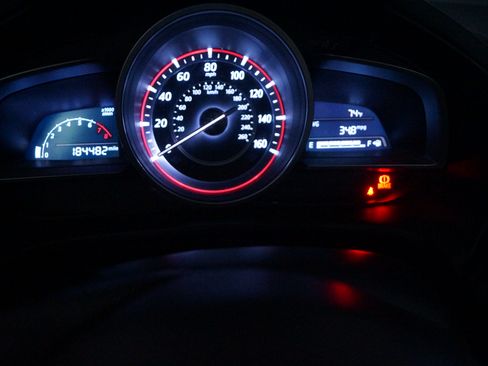 Used 2015 MAZDA MAZDA3 i Grand Touring image 11